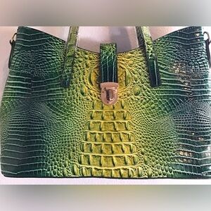 NWOT Green & Yellow Crocodile Embossed Tote Bag & 2 extra accessories & strap